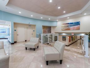 7600 Collins Ave 1012, Miami Beach FL 33141