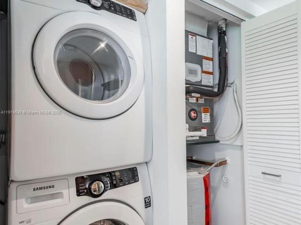 7600 Collins Ave 1012, Miami Beach FL 33141