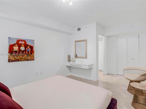 7600 Collins Ave 1012, Miami Beach FL 33141