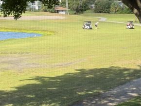 2691 S Course Dr 202, Pompano Beach FL 33069