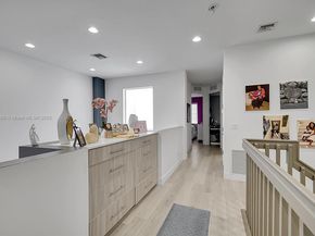 140 SE 7th Way, Pompano Beach FL 33060