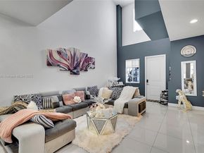 140 SE 7th Way, Pompano Beach FL 33060