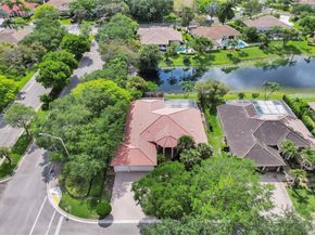 4921 NW 112th Dr, Coral Springs FL 33076