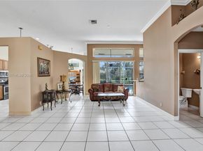 4921 NW 112th Dr, Coral Springs FL 33076