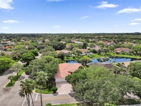 4921 NW 112th Dr, Coral Springs FL 33076