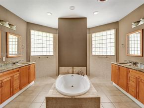 4921 NW 112th Dr, Coral Springs FL 33076