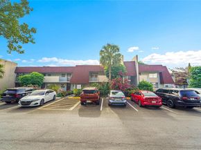 3090 NW 46th Ave 212C, Lauderdale Lakes FL 33313