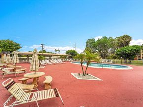 3090 NW 46th Ave 212C, Lauderdale Lakes FL 33313