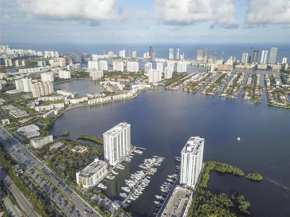 17301 Biscayne Blvd 1108, Aventura FL 33160