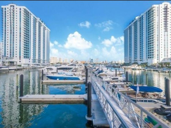 17301 Biscayne Blvd 1108, Aventura FL 33160