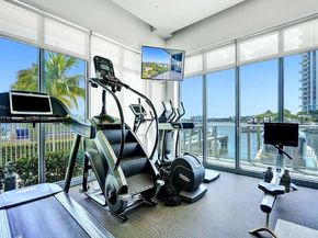 17301 Biscayne Blvd 1108, Aventura FL 33160