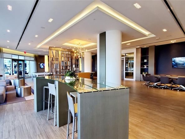 17301 Biscayne Blvd 1108, Aventura FL 33160