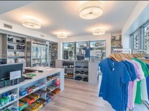17301 Biscayne Blvd 1108, Aventura FL 33160