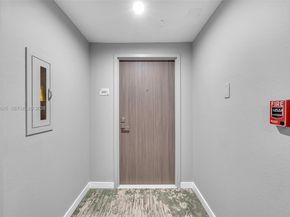 2555 Collins Ave 2401, Miami Beach FL 33140