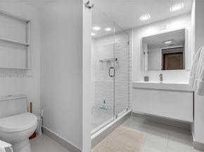 2555 Collins Ave 2401, Miami Beach FL 33140
