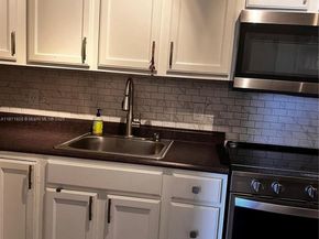 400 Leslie Dr 811, Hallandale Beach FL 33009