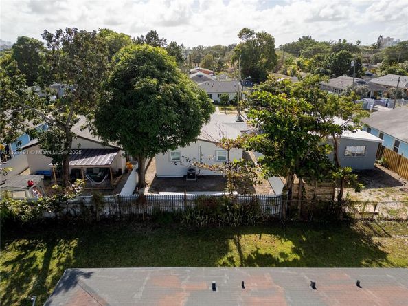 1847 NW 63rd St, Miami FL 33147