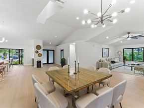 2 Dunbar Rd, Palm Beach Gardens FL 33418