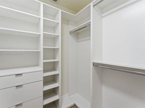 2 Dunbar Rd, Palm Beach Gardens FL 33418