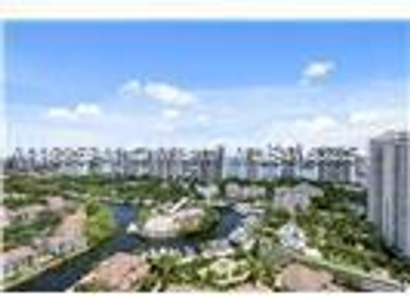 1000 W Island Blvd 2909, Aventura FL 33160