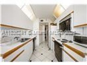 1000 W Island Blvd 2909, Aventura FL 33160