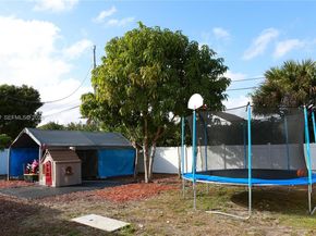 1013 Cherry Rd, West Palm Beach FL 33409