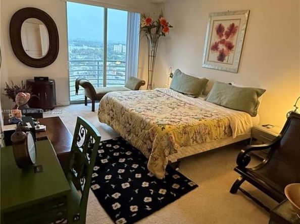 1830 Radius Dr 1106, Hollywood FL 33020