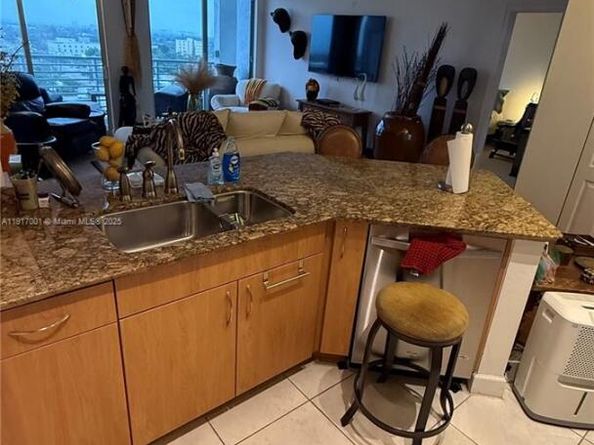 1830 Radius Dr 1106, Hollywood FL 33020