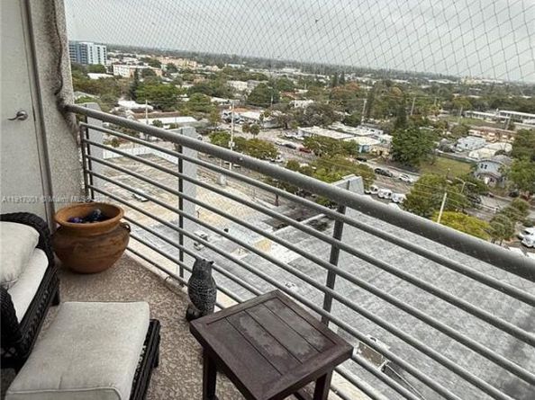 1830 Radius Dr 1106, Hollywood FL 33020