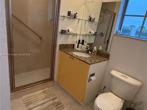 1830 Radius Dr 1106, Hollywood FL 33020