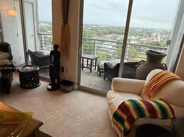 1830 Radius Dr 1106, Hollywood FL 33020