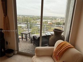 1830 Radius Dr 1106, Hollywood FL 33020