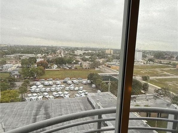 1830 Radius Dr 1106, Hollywood FL 33020