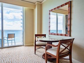 18001 SE Collins Ave 2111, Sunny Isles Beach FL 33160