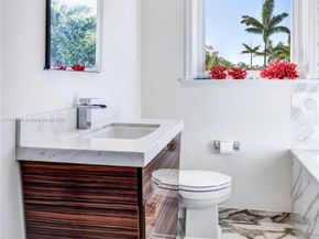 5800 La Gorce Dr, Miami Beach FL 33140