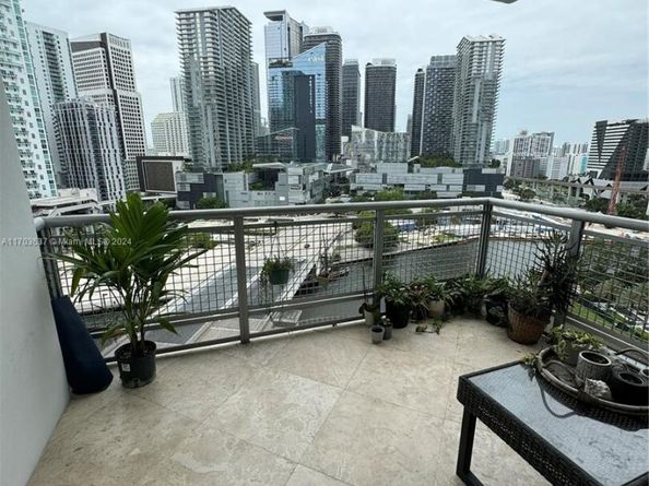 350 S Miami Ave 1704, Miami FL 33130