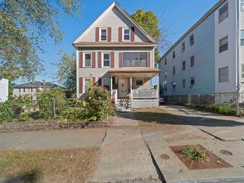 62 May St
