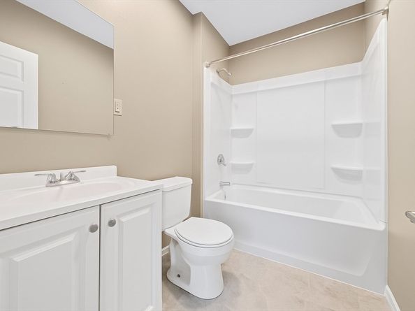 62 May St, Worcester MA 01610