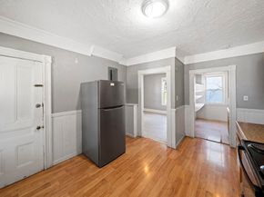 62 May St, Worcester MA 01610
