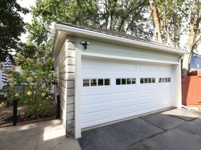 20 Clyde St, Fitchburg MA 01420