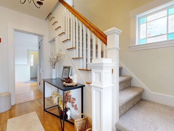 20 Clyde St, Fitchburg MA 01420