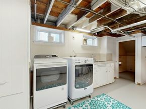 20 Clyde St, Fitchburg MA 01420