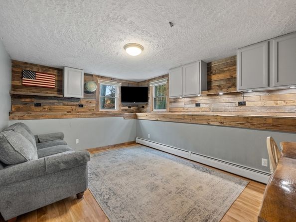 31 Lyford Rd, Spencer MA 01562