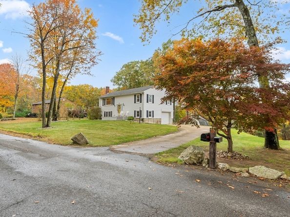 31 Lyford Rd, Spencer MA 01562