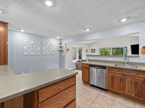 31 Lyford Rd, Spencer MA 01562