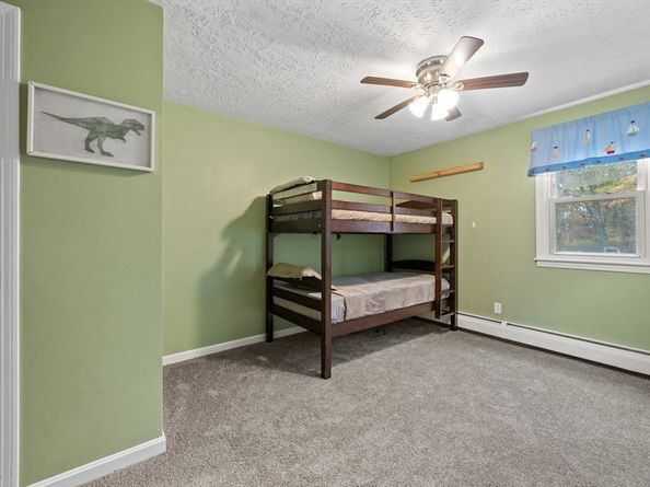 31 Lyford Rd, Spencer MA 01562