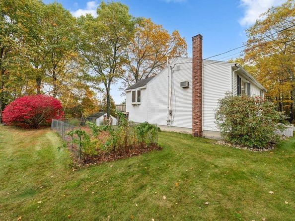 31 Lyford Rd, Spencer MA 01562