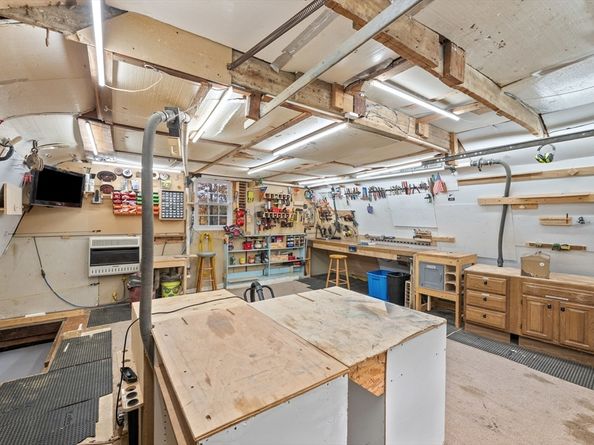 31 Lyford Rd, Spencer MA 01562