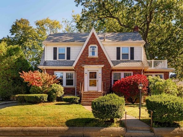 29 Norton St, Braintree MA 02184