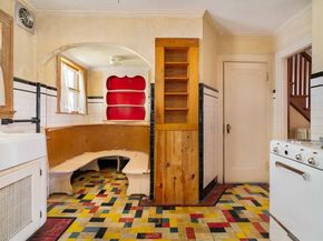 29 Norton St, Braintree MA 02184